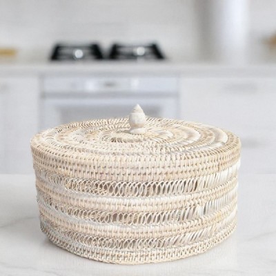 FO-9 -  RATTAN ROUND CAKE COVER 