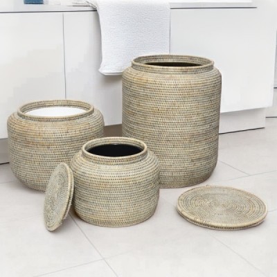 2023-10-2860 -  RATTAN SET OF CURVED LAUNDRY