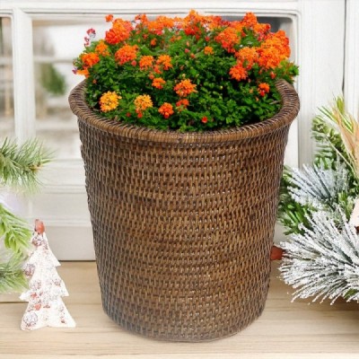 PLAN-32 - RATTAN ROUND FLOWER BASKET DIRECT FROM FACTORY EXPORTER IN ASIA TO IMPORTERS PLAN-32 - RATTAN ROUND FLOWER BASKET DIRECT FROM FACTORY EXPORTER IN ASIA TO IMPORTERS